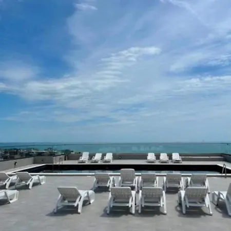 De Lux Mamaia Nord * Navodari